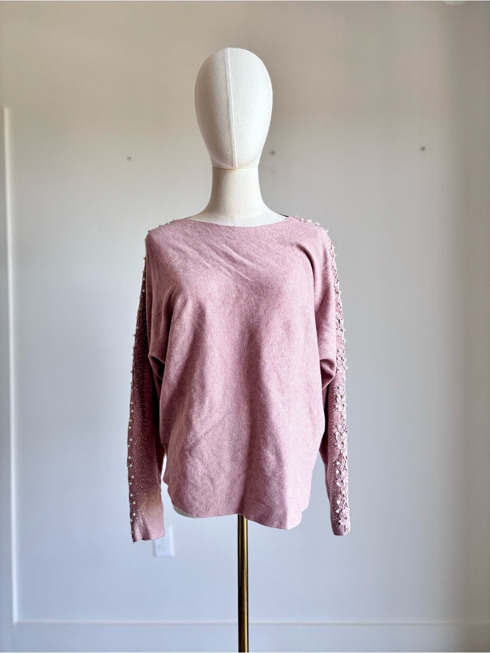 LIV Milano Dusty Mauve Pink Faux Pearl Lace Rhinestone Knit Sweater Top